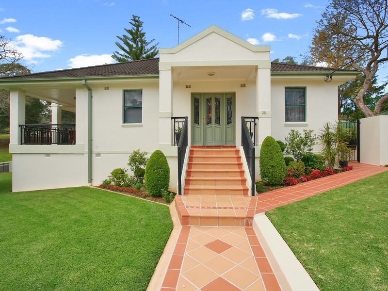 35 Alanas Avenue, Oatlands NSW 2117