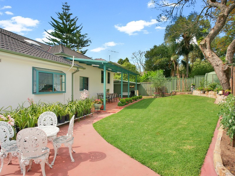 35 Alanas Avenue, Oatlands NSW 2117