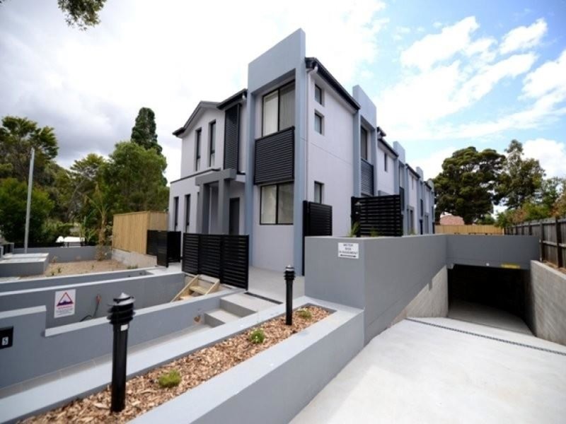 26 Rosebery Road, Guildford NSW 2161