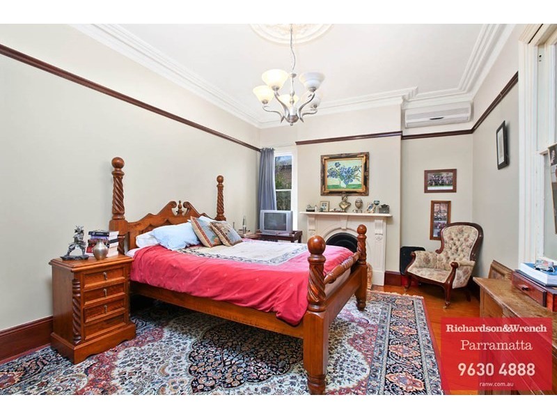 2/29-30 Parkside Lane, Westmead NSW 2145
