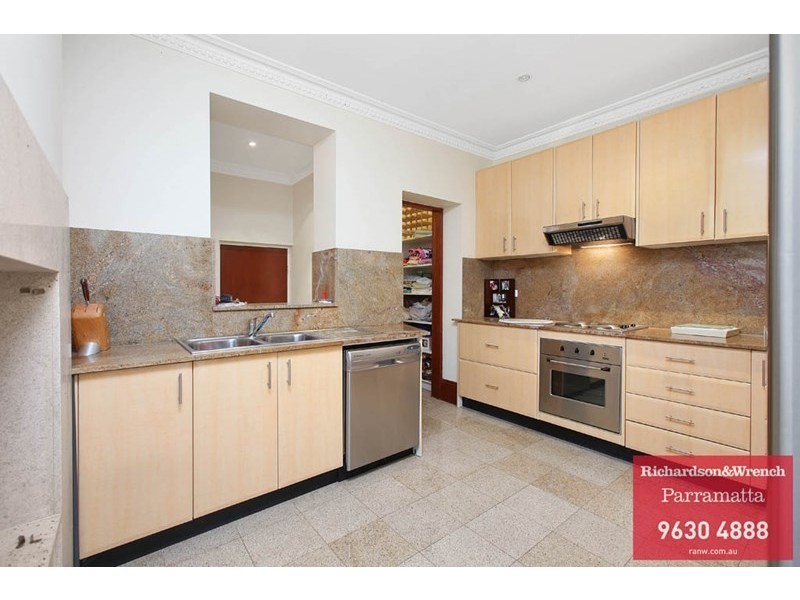 2/29-30 Parkside Lane, Westmead NSW 2145