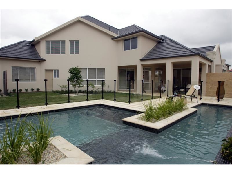 5 Queens Court, Castle Hill NSW 2154