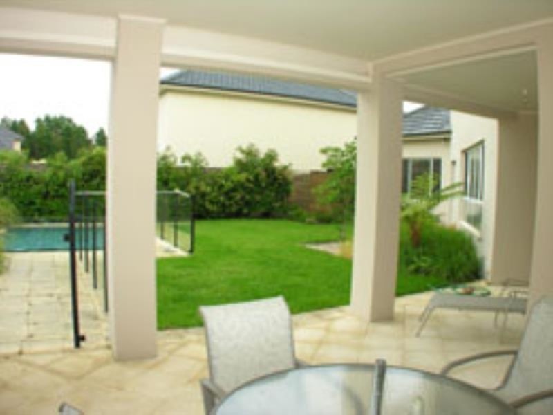 5 Queens Court, Castle Hill NSW 2154