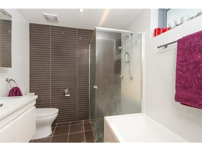 11/242 Pacific Highway, Greenwich NSW 2065