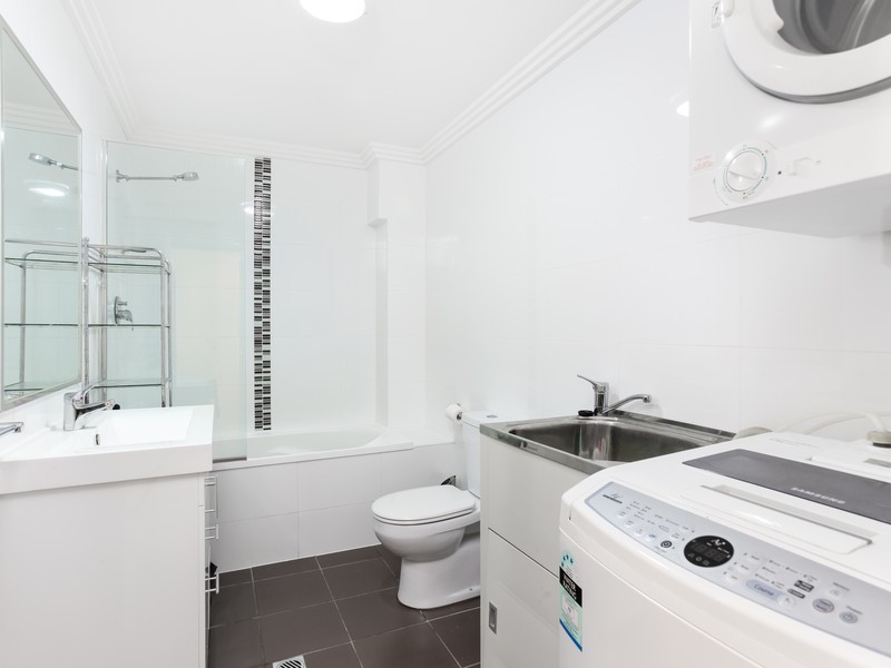 12/53-59 Balmoral Road, Northmead NSW 2152