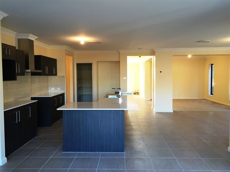 37 Stonecutters Drive, Colebee NSW 2761