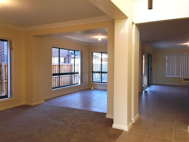 37 Stonecutters Drive, Colebee NSW 2761