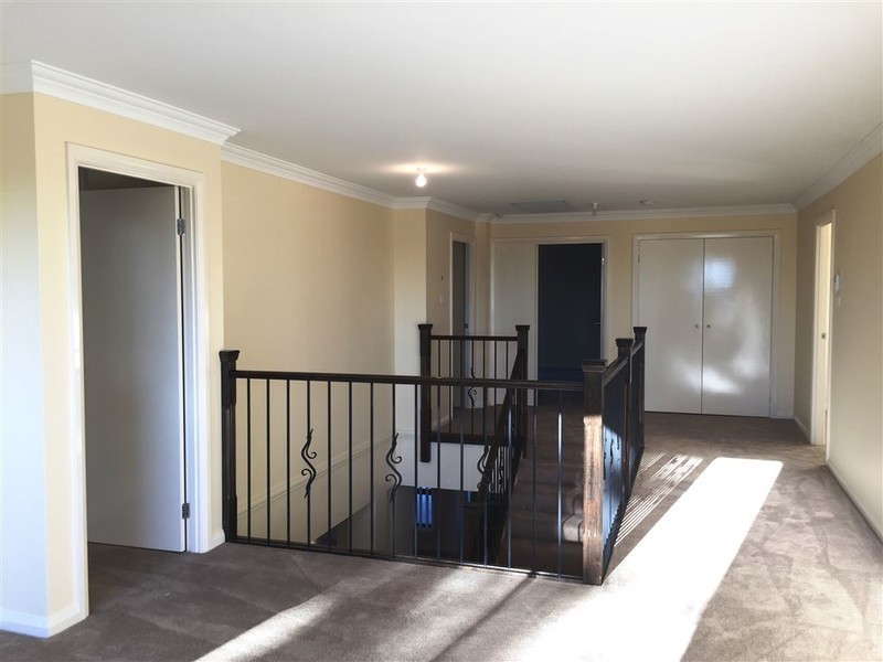 37 Stonecutters Drive, Colebee NSW 2761