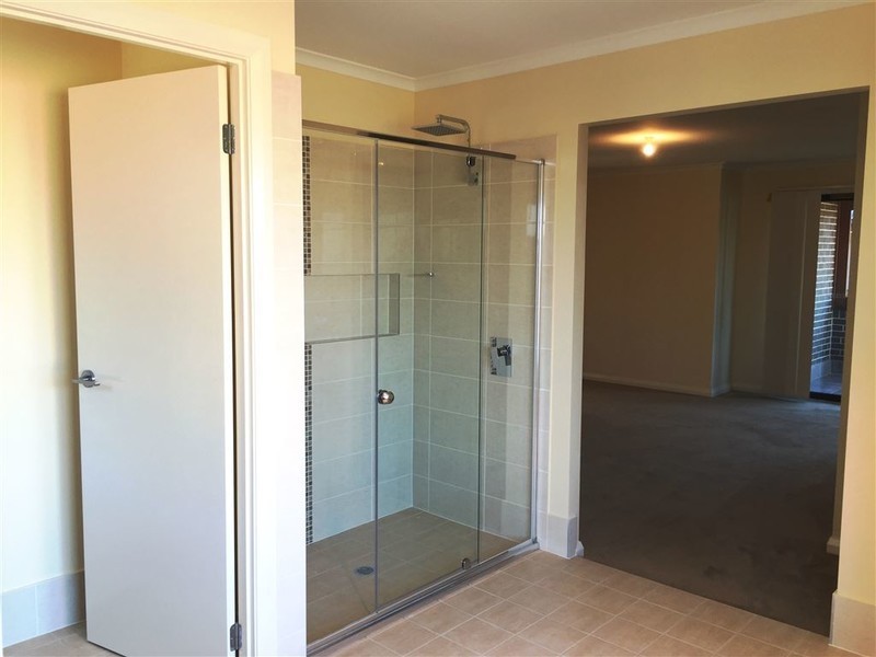 37 Stonecutters Drive, Colebee NSW 2761