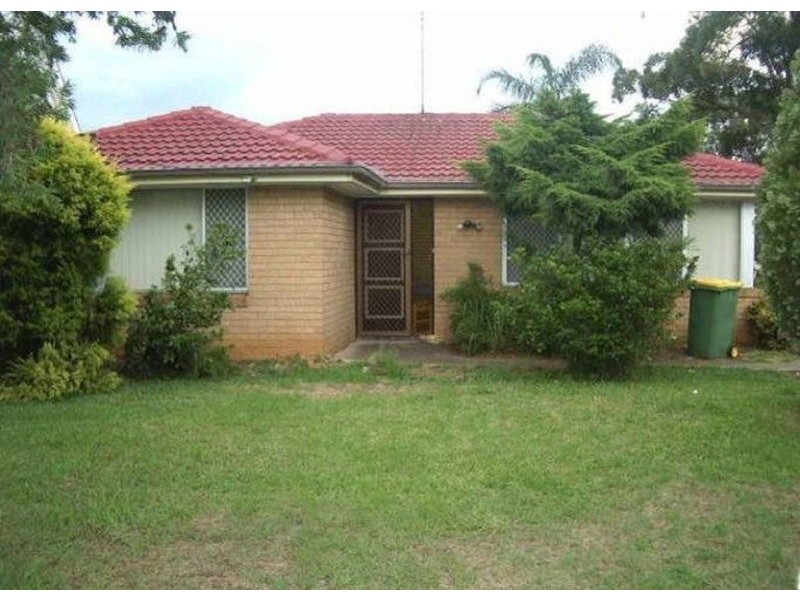 64 Greenmeadows Crescent, Toongabbie NSW 2146