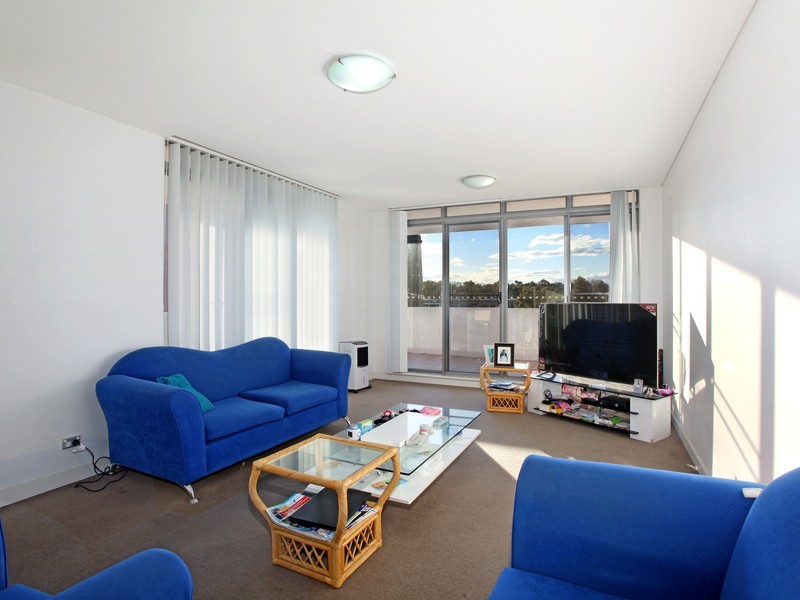 13/28 Brickworks Drive, Merrylands NSW 2160