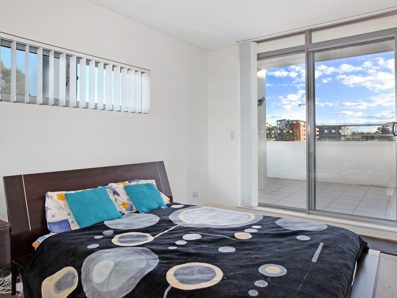 13/28 Brickworks Drive, Merrylands NSW 2160