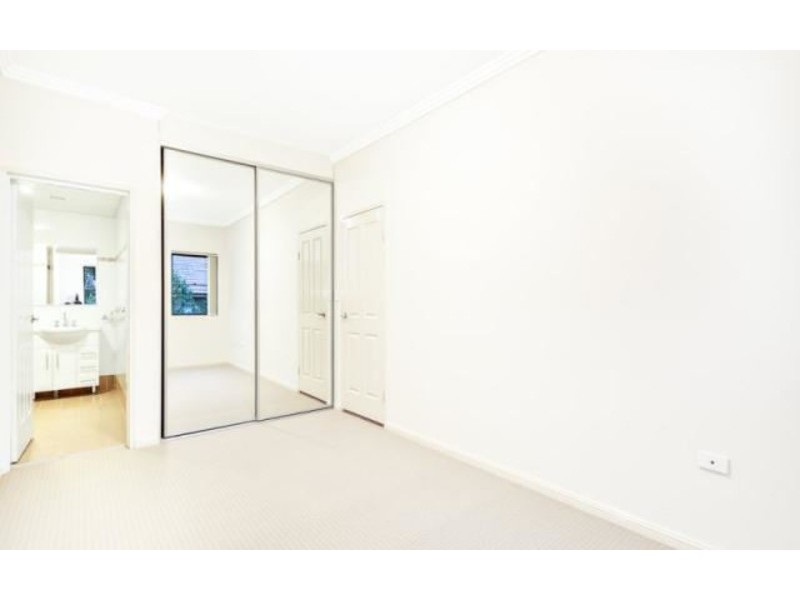 13/44-46 Cecil Avenue, Castle Hill NSW 2154