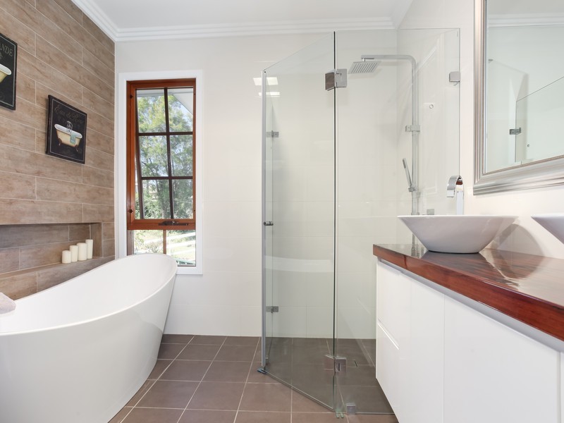 32 Allambie Avenue, Northmead NSW 2152