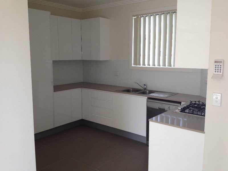 23 Hampden Rd, South Wentworthville NSW 2145