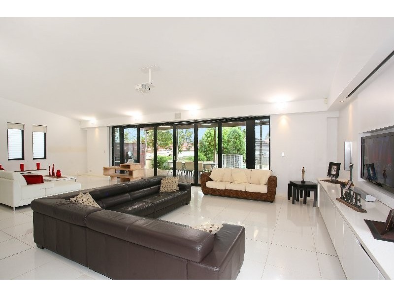 25 Anderson Street, Westmead NSW 2145