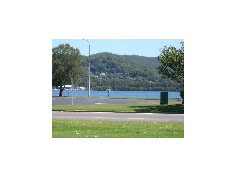 6/7 Shortland Street, Gosford NSW 2250