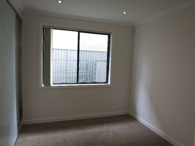 2/23 Hampden Road, South Wentworthville NSW 2145