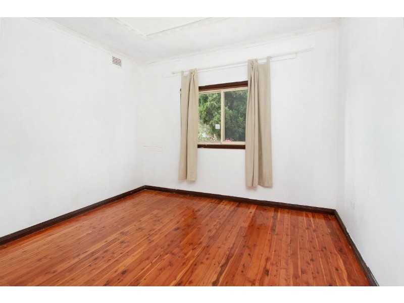 37 William Street, Granville NSW 2142