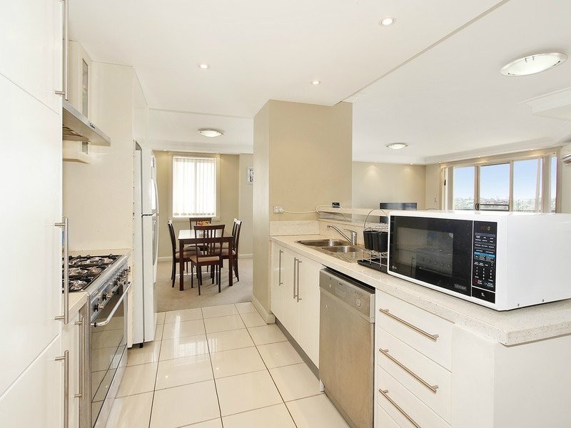 901 91-101C Bridge Rd, Westmead NSW 2145