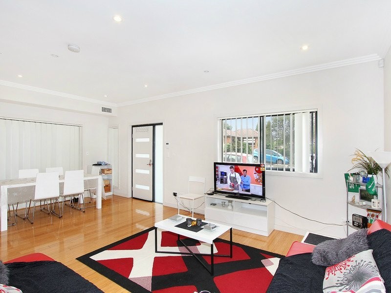 1/88 Arthur Street, Rosehill NSW 2142