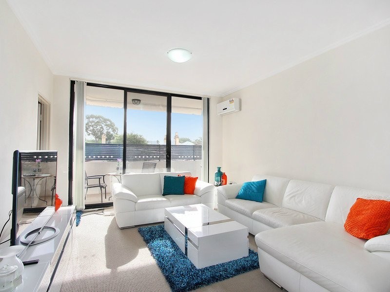 8/11-15 Dixon Street, Parramatta NSW 2150