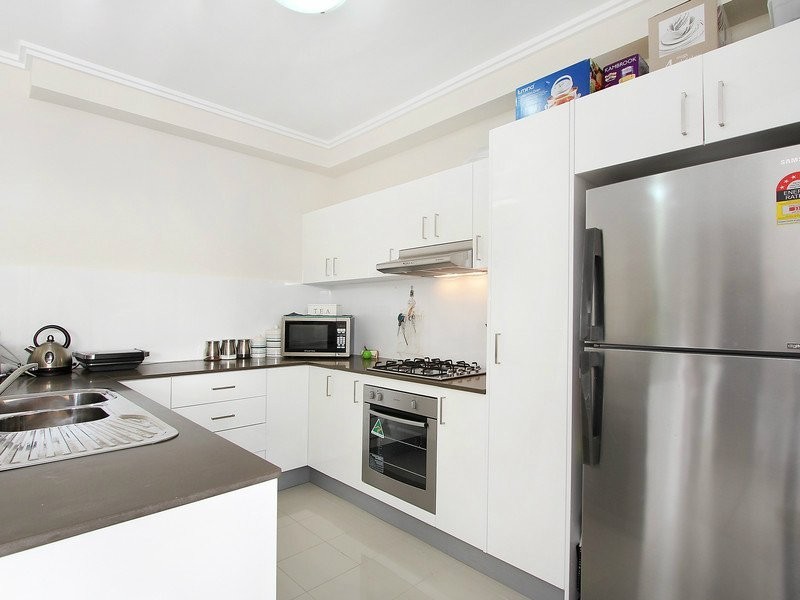 8/11-15 Dixon Street, Parramatta NSW 2150