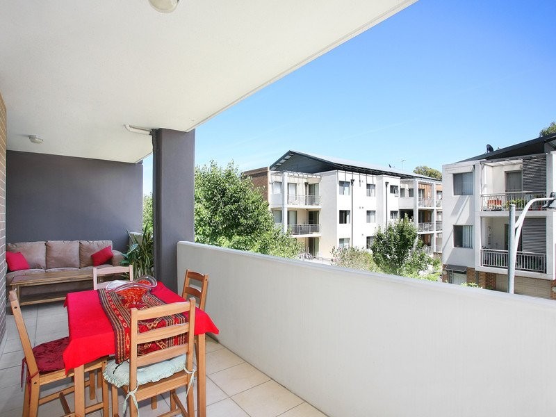 34/4-10 Benedict Ct, Holroyd NSW 2142