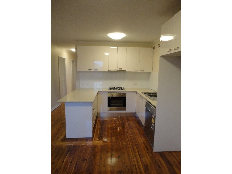 9 Huon Cr, Holsworthy NSW 2173