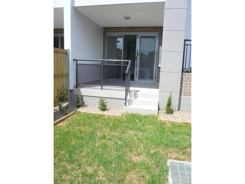 2/21-27 Cross Street, Guildford NSW 2161