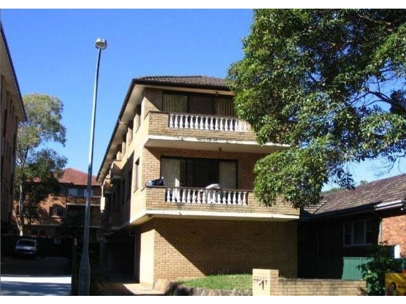 8 Queens Avenue, Parramatta NSW 2150