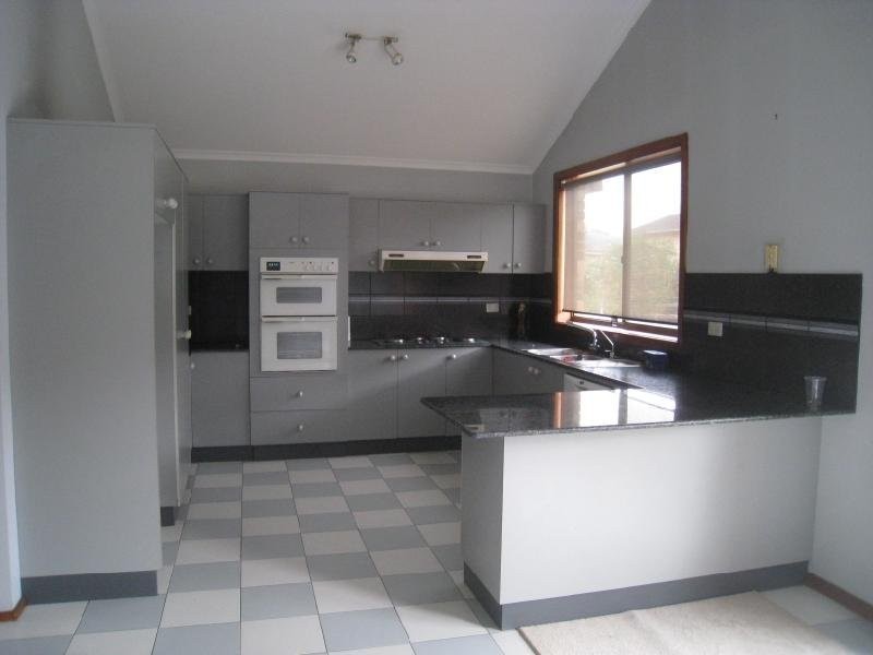 75 Beechwood Avenue, Greystanes NSW 2145