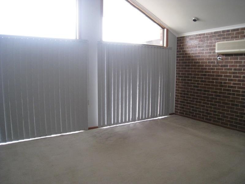 75 Beechwood Avenue, Greystanes NSW 2145