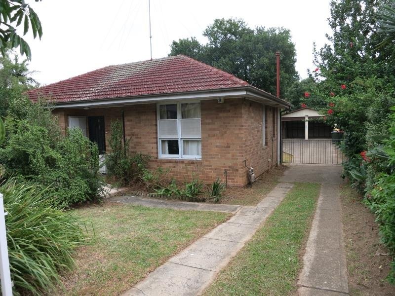 13 Evans rd, Telopea NSW 2117