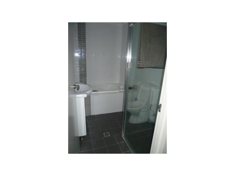 32-34 Mons Road, Westmead NSW 2145