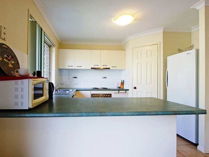 6 Innes Close, Parkinson QLD 4115