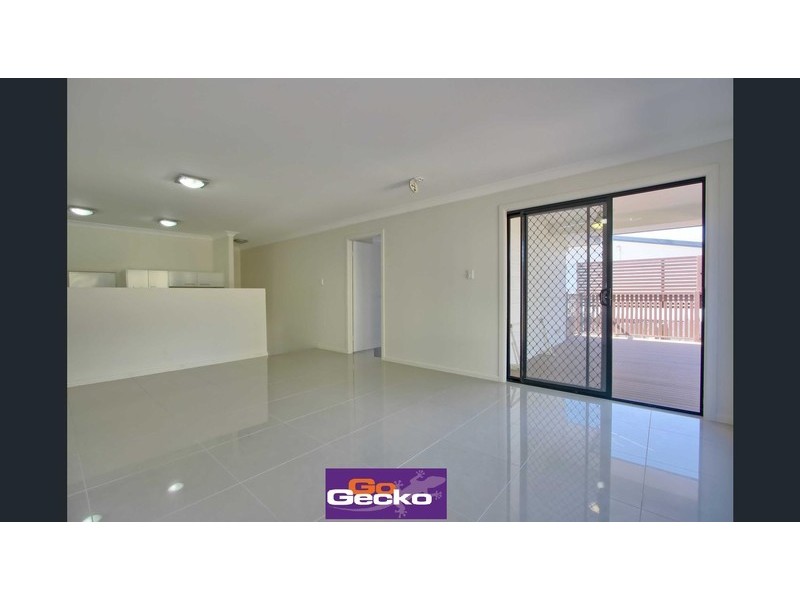 18 Sapium Street, Kingston QLD 4114
