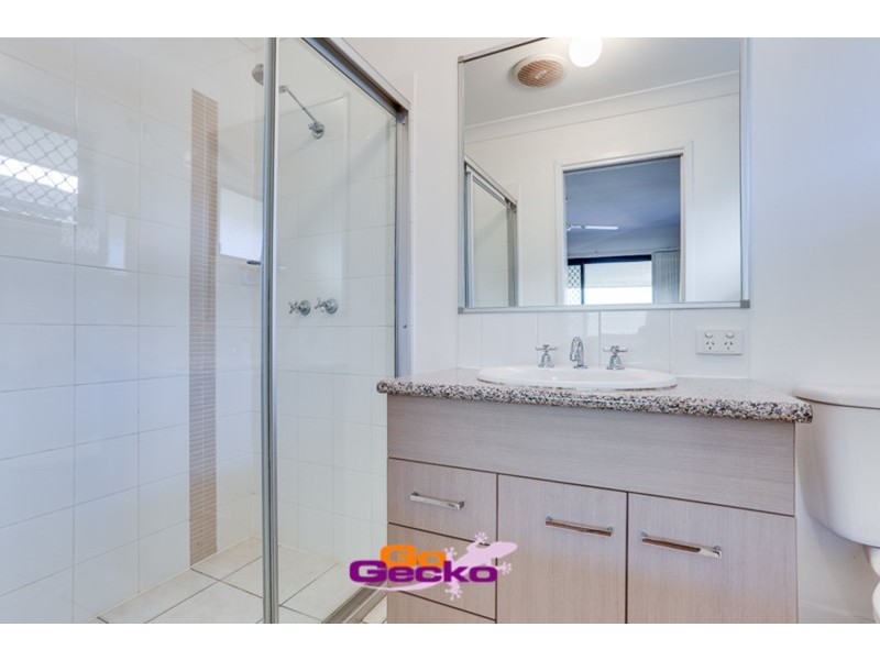 10 Goongarrie Crescent, Parkinson QLD 4115