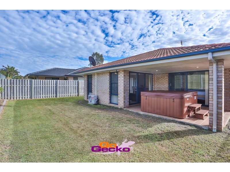 10 Goongarrie Crescent, Parkinson QLD 4115