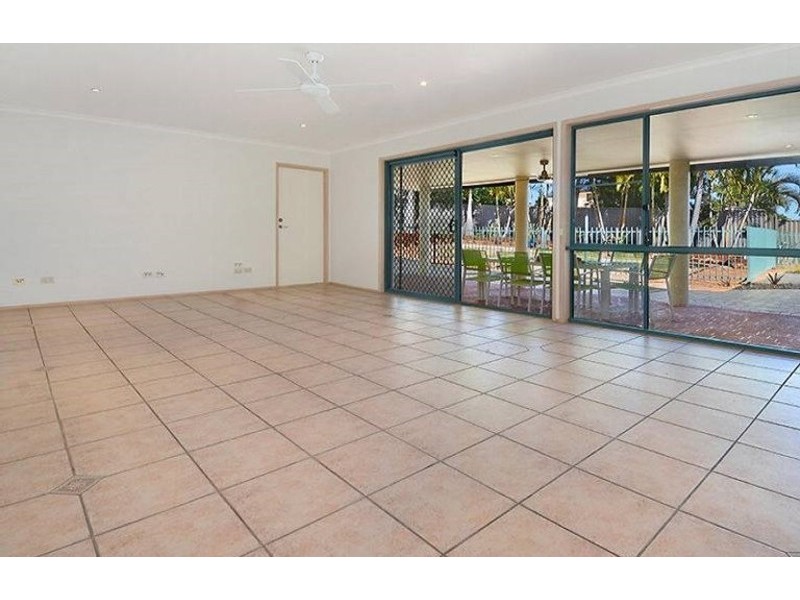 11 Taupo Place, Parkinson QLD 4115