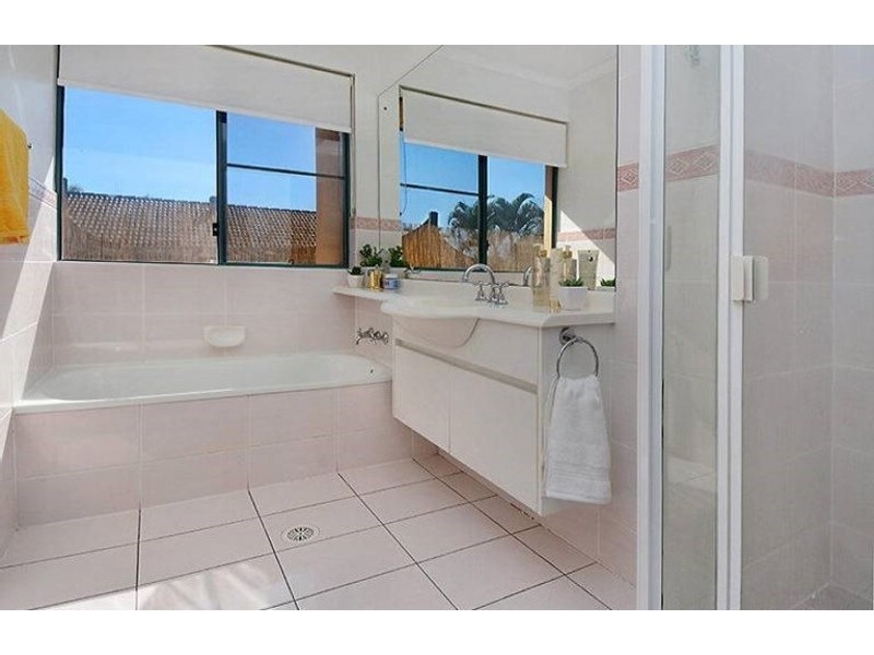 11 Taupo Place, Parkinson QLD 4115