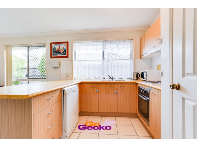 15 Kinchega Circuit, Parkinson QLD 4115