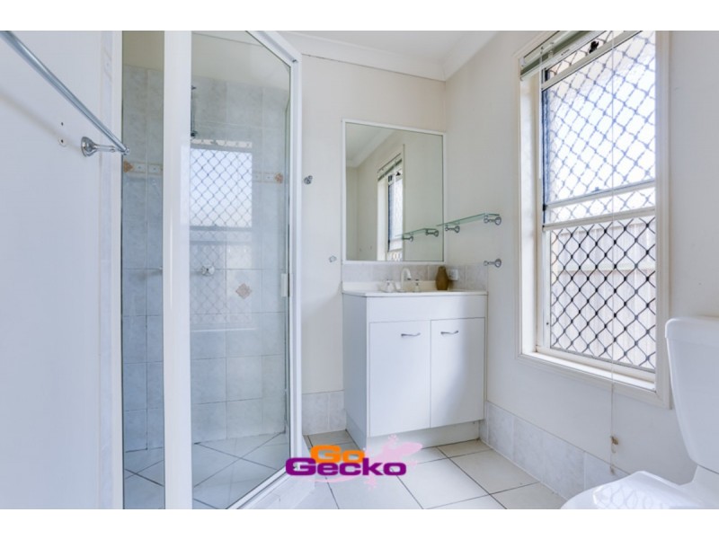 15 Kinchega Circuit, Parkinson QLD 4115