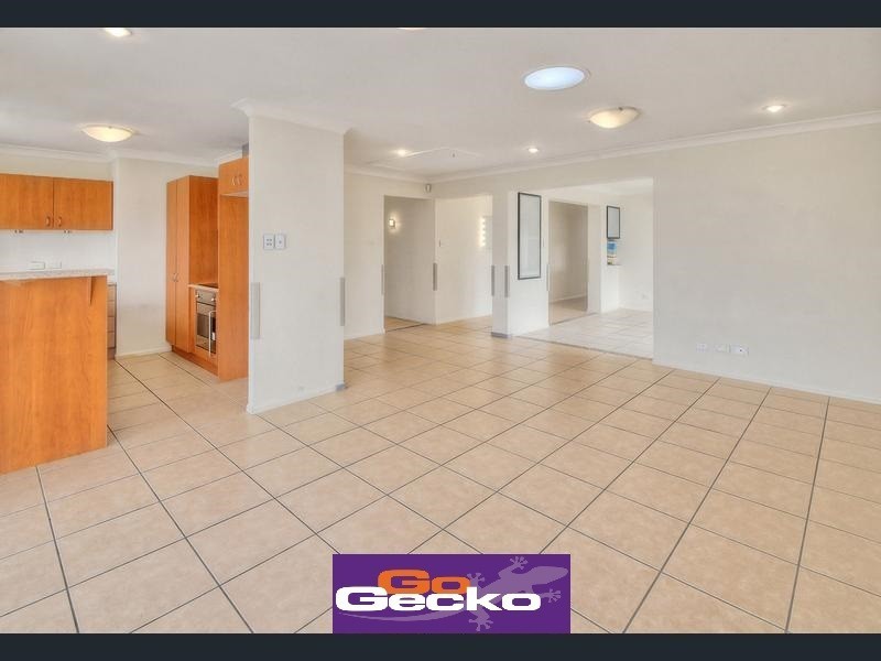 15 Toona Place, Calamvale QLD 4116