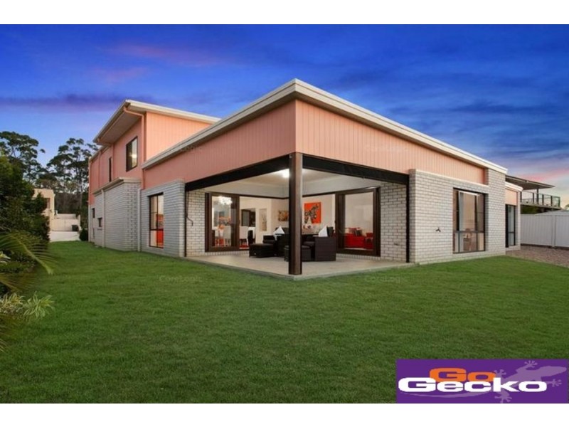 31 Roland Street, Parkinson QLD 4115