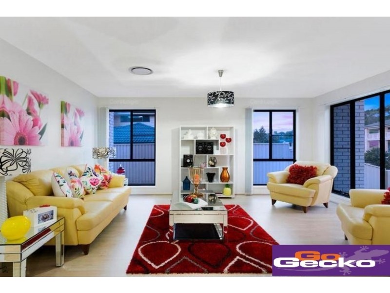 31 Roland Street, Parkinson QLD 4115