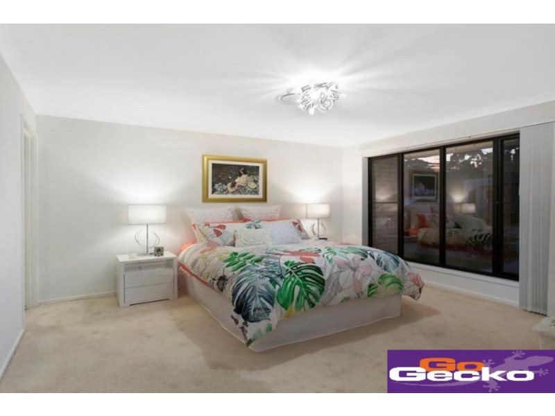 31 Roland Street, Parkinson QLD 4115