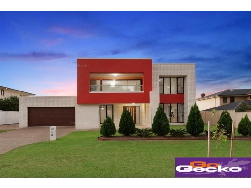 31 Roland Street, Parkinson QLD 4115