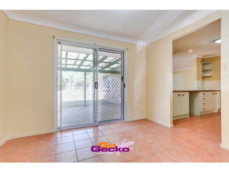 33 St James Street, Forest Lake QLD 4078
