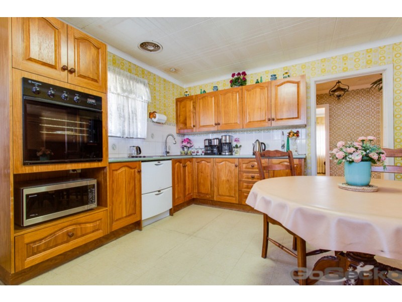 2 Merchiston Street, Acacia Ridge QLD 4110